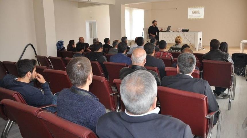 Y&uuml;ksekova&rsquo;da &lsquo;iş Sağlığı Ve G&uuml;venliği&rsquo; Eğitimi