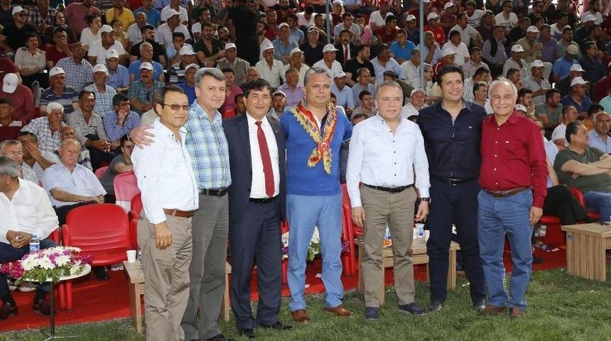 Başkan Gen&ccedil;&rsquo;ten G&uuml;reş&ccedil;ilerine Destek