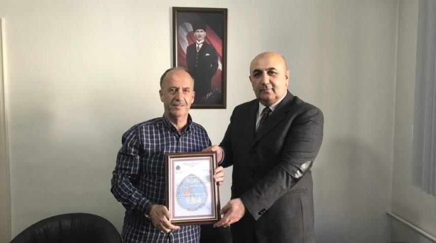 Bindesen&rsquo;e Teşekk&uuml;r Belgesi