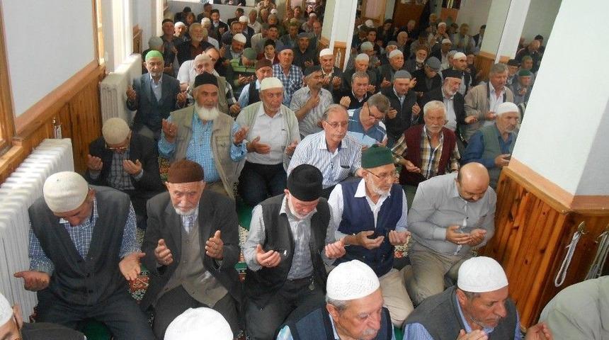 Dereyalak K&ouml;yl&uuml;leri Yağmur Duasında