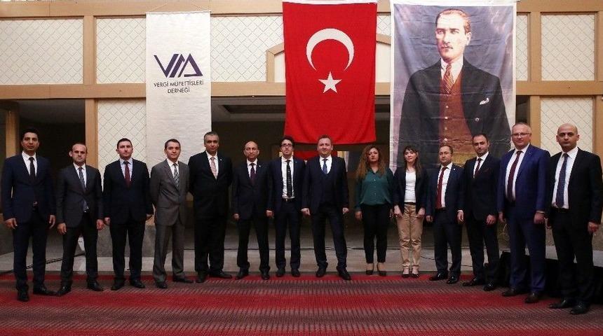 Vergi M&uuml;fettişleri Derneği&rsquo;nde Yeni D&ouml;nem