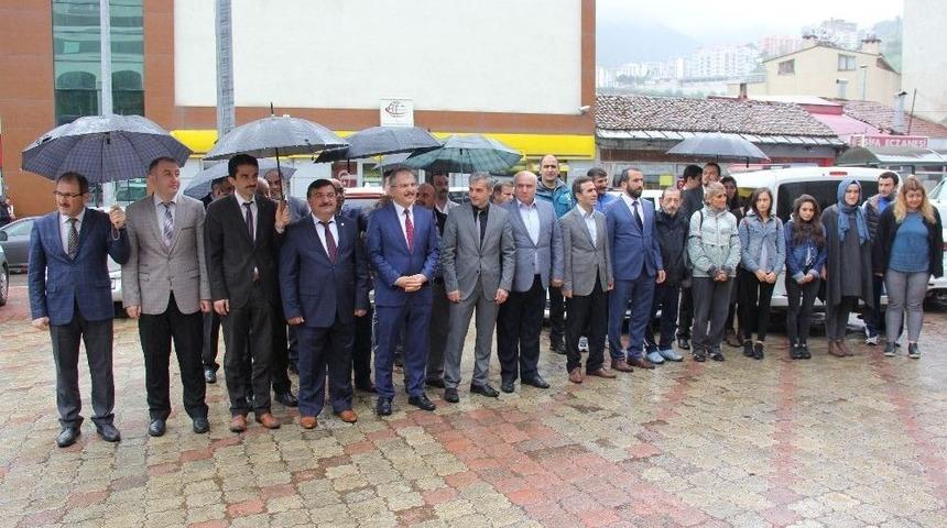 Artvin&rsquo;de Gen&ccedil;lik Y&uuml;r&uuml;y&uuml;ş&uuml;ne Yağmur Engeli