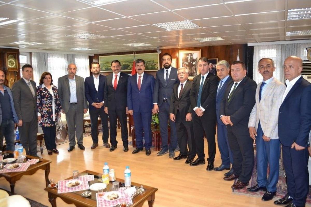 Başkan Ak&rsquo;tan Muş Belediyesine Ziyaret