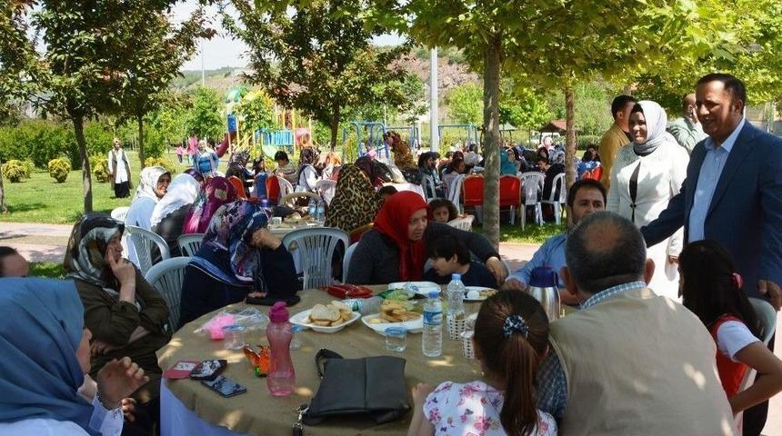 Dilovası Belediyesi&rsquo;nden &Ccedil;ifte Etkinlik