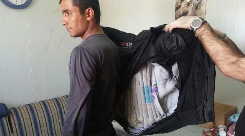 Montunun Astarında 902 Gram Eroin Ele Ge&ccedil;en Afgan Tutuklandı