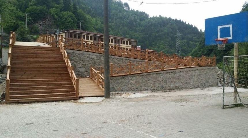 &Ouml;ğrencilerin K&ouml;pr&uuml;s&uuml; Hizmete Girdi