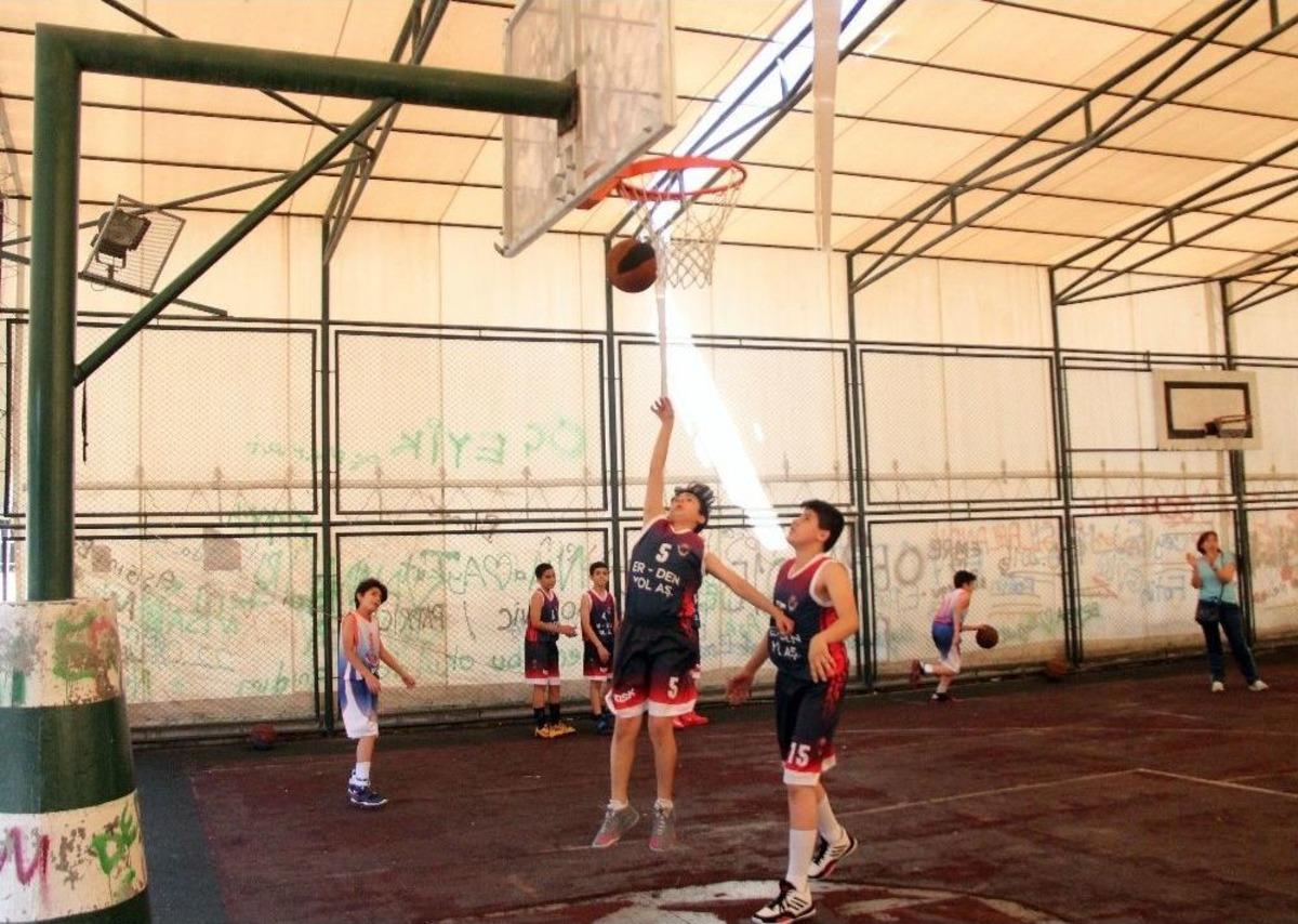 Taş Sahalarda Başladılar, Şimdi T&uuml;rkiye Finallerine Gidiyorlar