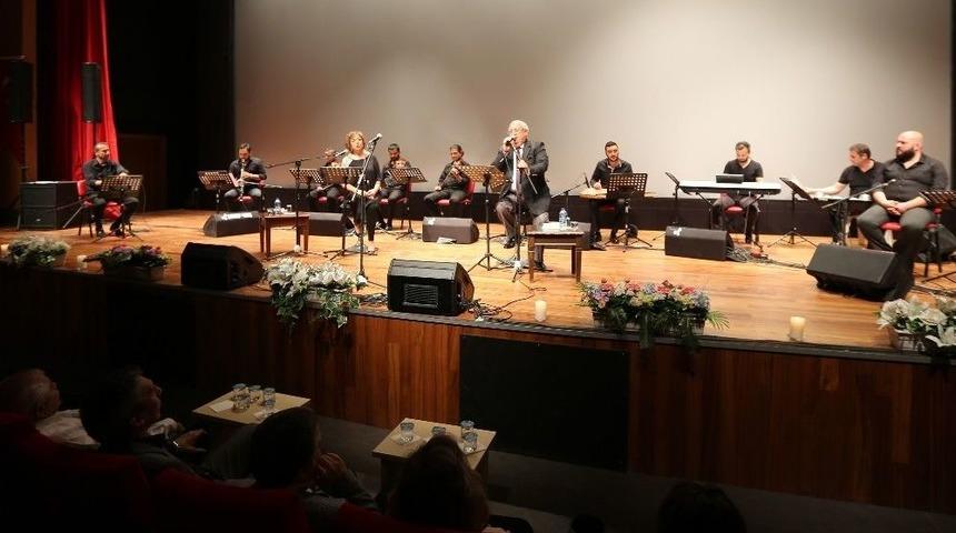 Eserler Anneler İ&ccedil;in S&ouml;ylendi