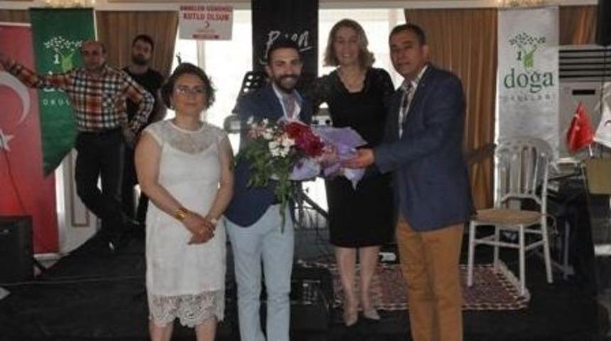 Van&rsquo;da &Ccedil;ocuklar Yararına &Ccedil;ay Partisi