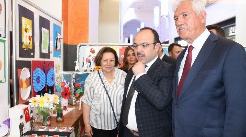 Engelli &Ouml;ğrencilerin Eserleri G&ouml;r&uuml;c&uuml;ye &Ccedil;ıktı