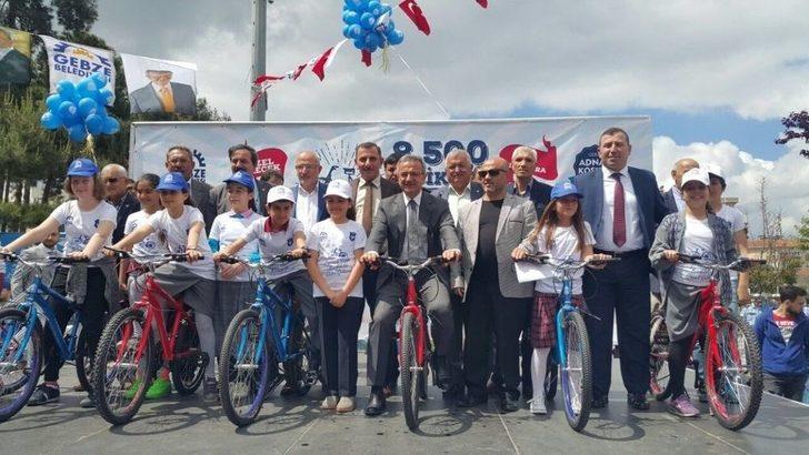 Gebze Belediyesi Beşinci Sınıflara 8 Bin 500 Bisiklet Dağıttı G3