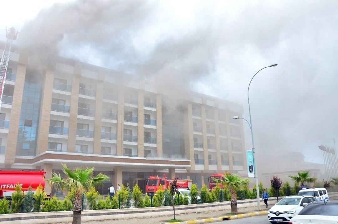 Ordu&rsquo;da 5 Yıldızlı Otelde Yangın