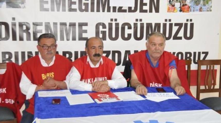 Emeklilerden A&ccedil;lık Grevindeki Akademisyen Ve &Ouml;ğretmene Destek