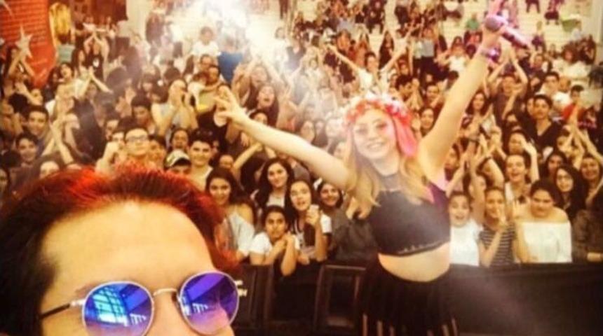 Nesibe Aydınlılar &ldquo;ozan Doğulu Ve Ece Se&ccedil;kin&rdquo; İle Coştu