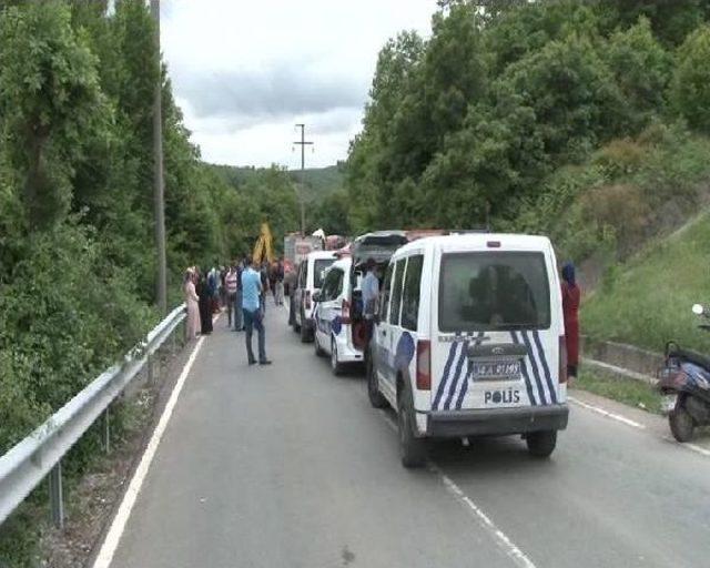 Beykoz'da Hafriyat Kamyonu Dehşeti:  1 Ölü, 6'sı Öğrenci 8 Yaralı (2)