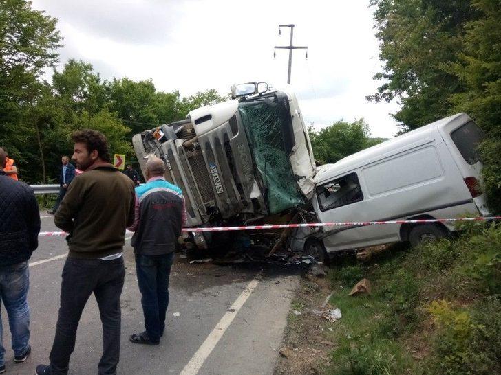 Beykoz’da Moloz Yüklü Kamyon Dehşet Saçtı: 1 Ölü, 8 Yaralı G5