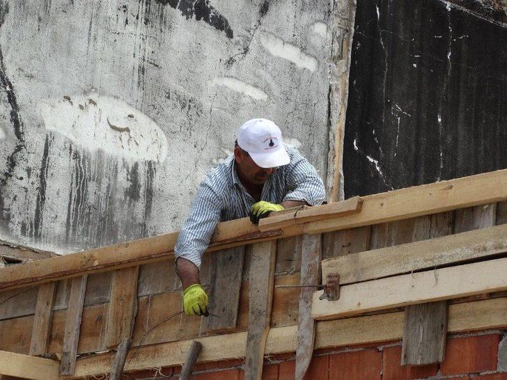 Yangınzede Aileye Yardım Eli G5