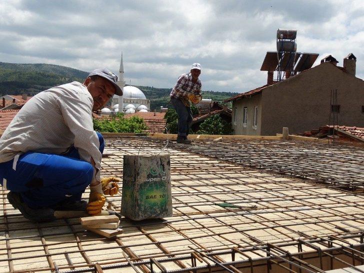 Yangınzede Aileye Yardım Eli G3