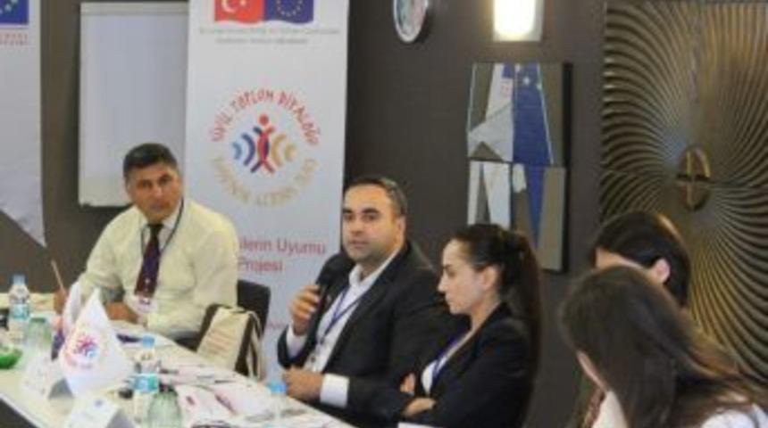 Hr&uuml; Sivil Toplum Diyaloğu, M&uuml;ltecilerin Uyumu Projesi Toplantısına Katıldı