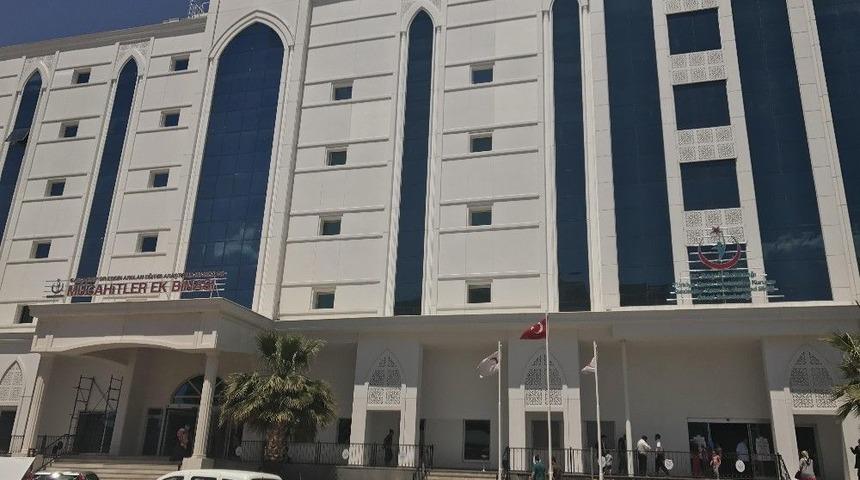 Dr. Ersin Arslan Hastanesine M&uuml;cahitler Mahallesinde Ek Bina