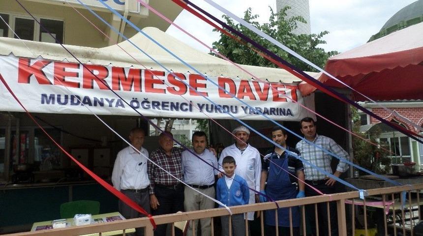 Mudanya &Ouml;ğrenci Yurdu&rsquo;ndan &Ouml;ğrenciler Yararına Kermes