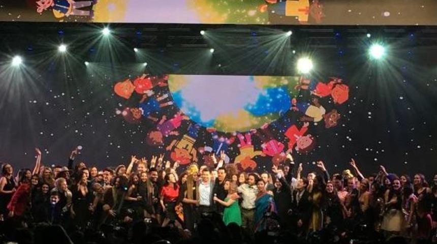 Bengisu Ile Lionel Richie Aynı Sahnede