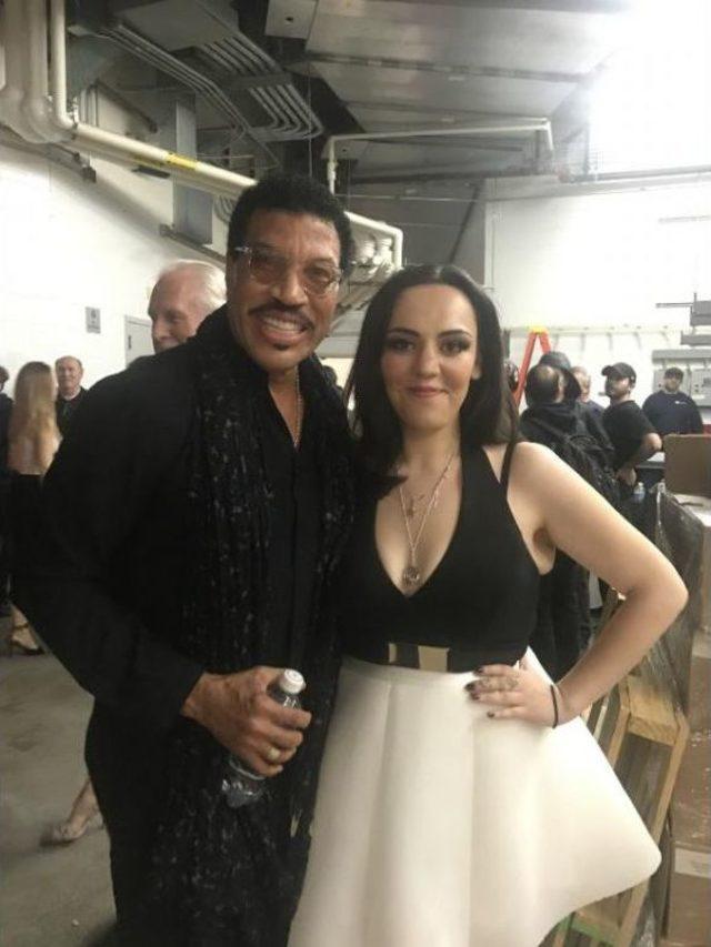 Bengisu Ile Lionel Richie Aynı Sahnede