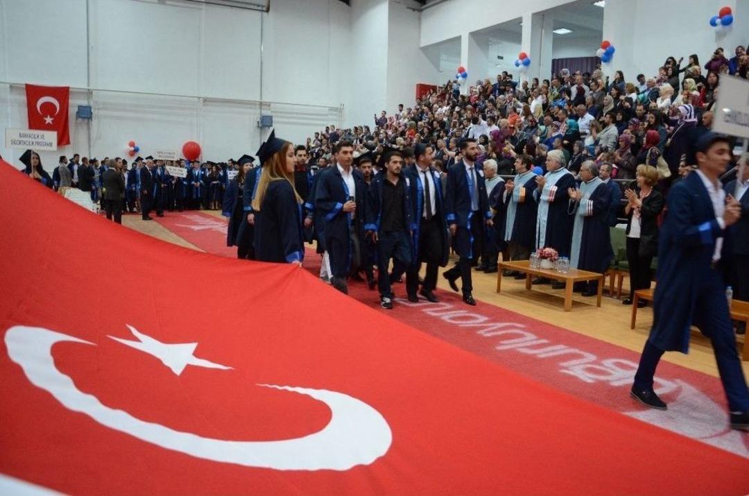 Alaplı Myo&rsquo;da Mezuniyet Coşkusu