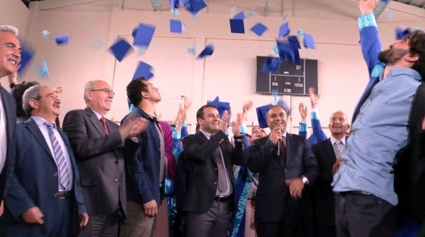 Erciş Myo&rsquo;da Mezuniyet T&ouml;reni