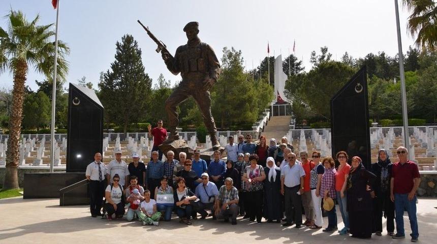 Korkutelili Gaziler Ve Şehit Yakınları Kıbrıs&rsquo;ta