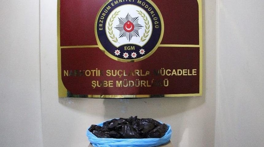Erzurum&rsquo;da 12 Kilogram Afyon Sakızı Ele Ge&ccedil;irildi