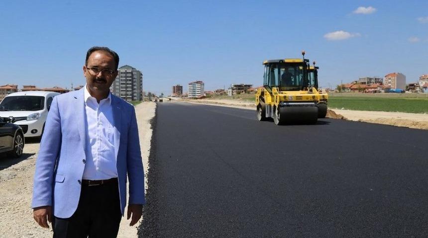 Uşak&rsquo;ta Son Beş Ayda 63 Bin Ton Asfalt D&ouml;k&uuml;ld&uuml;