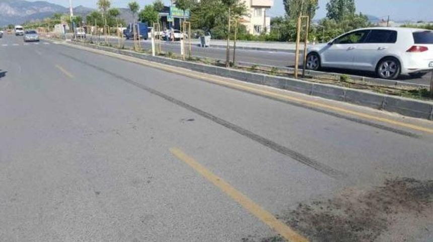 Min&uuml;b&uuml;s&uuml;n &Ccedil;arptığı Bisikletli &Ccedil;ocuk Yaralandı