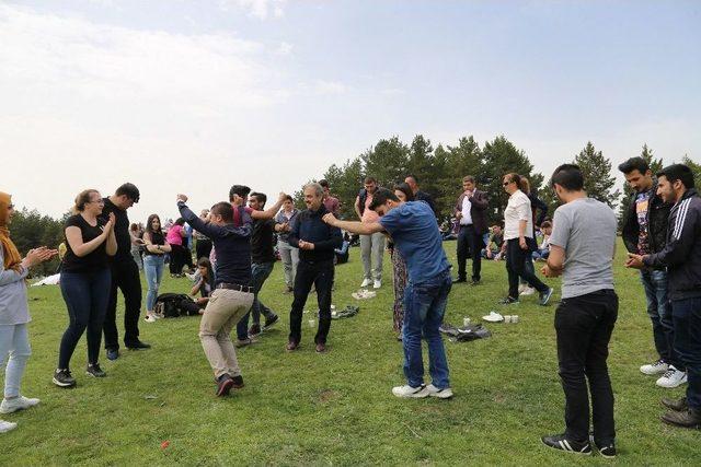 Yapraklı Yaylası Gençlerin Enerjisi İle Doldu Taştı