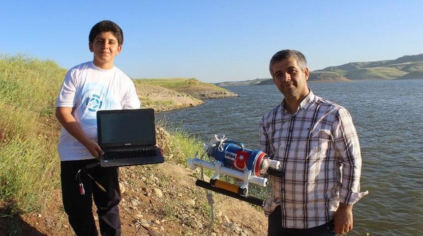 &Ccedil;ay Termosundan Denizaltı Yaptı