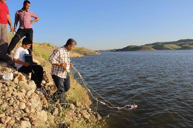 Çay Termosundan Denizaltı Yaptı