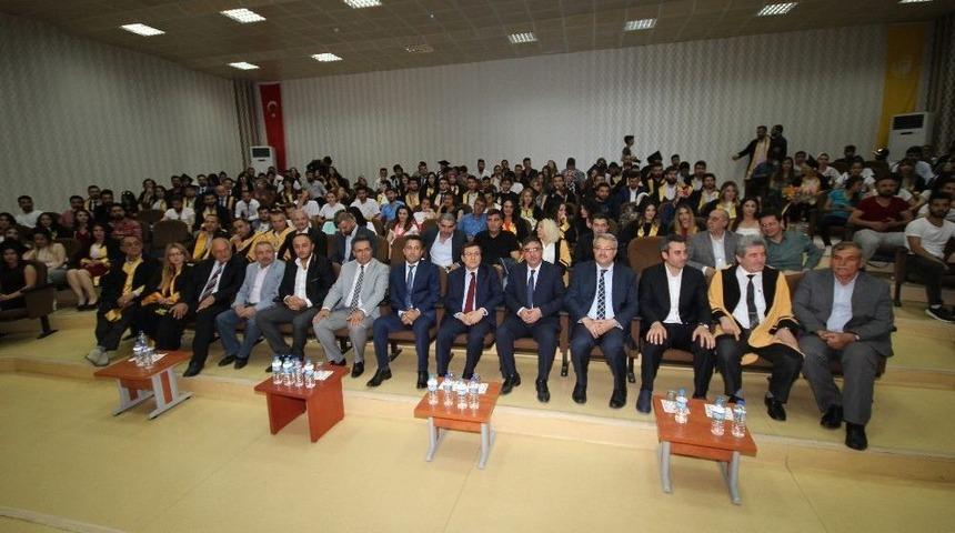 Besyo&rsquo;da 2016-2017 Yılı Mezuniyet T&ouml;reni D&uuml;zenlendi