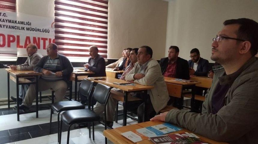 Din G&ouml;revlilerine Kiraz Sineği İle M&uuml;cadele Anlatıldı