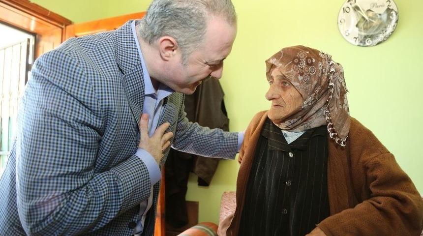 Başkan &Ouml;zg&ouml;k&ccedil;e&rsquo;den &lsquo;yaşlılar G&uuml;n&uuml;&rsquo; Mesajı