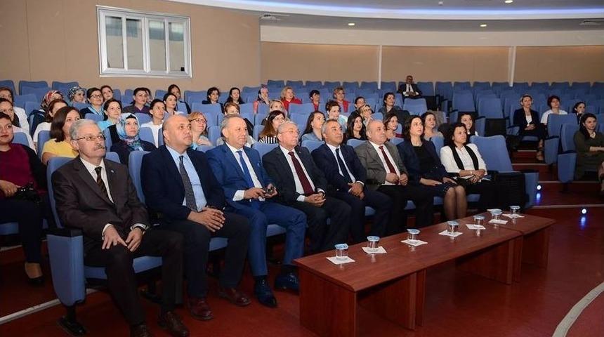 Esog&uuml; Hastanesinde Hemşireler Haftası Kutlandı