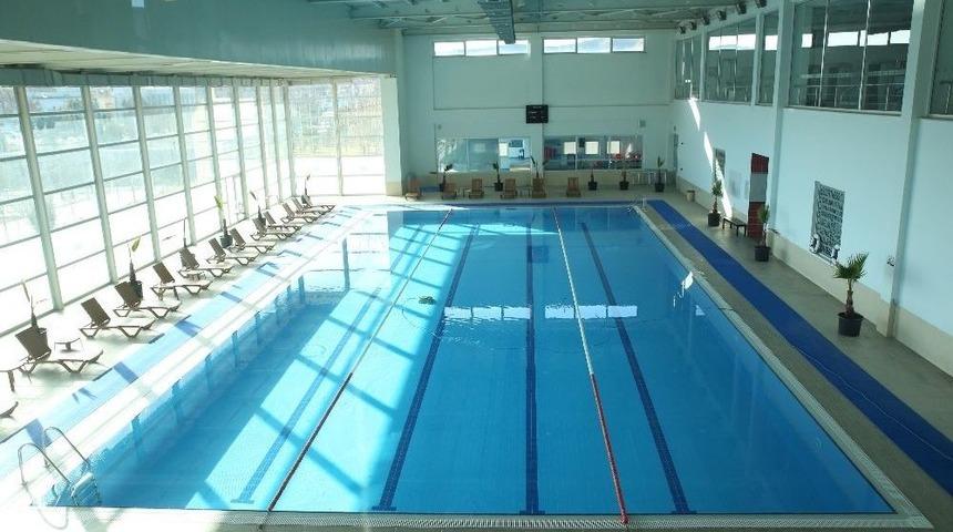 G&ouml;lbaşı&rsquo;nda Y&uuml;zme Bilmeyen Kalmayacak