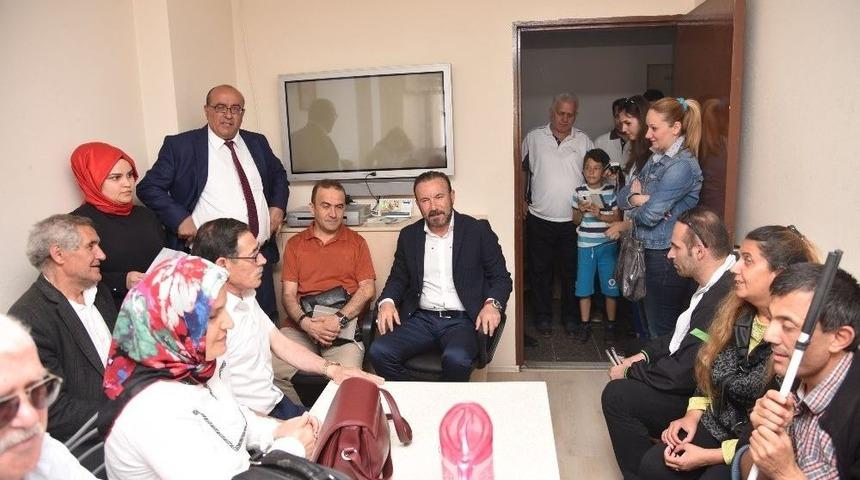 Başkan Doğan&rsquo;dan G&ouml;rme Engellilere Kitap Okuma Cihazı