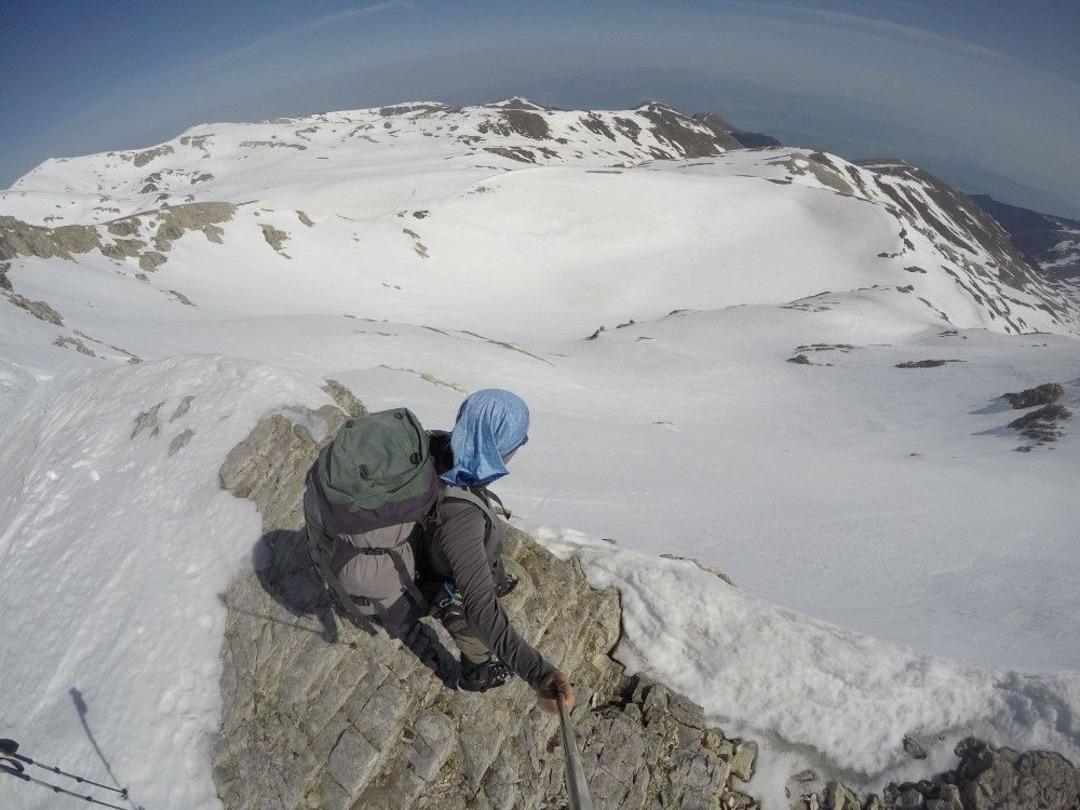 Yaz Geldi, Uludağ&rsquo;ın Karlı Zirvesini Ge&ccedil;tiler