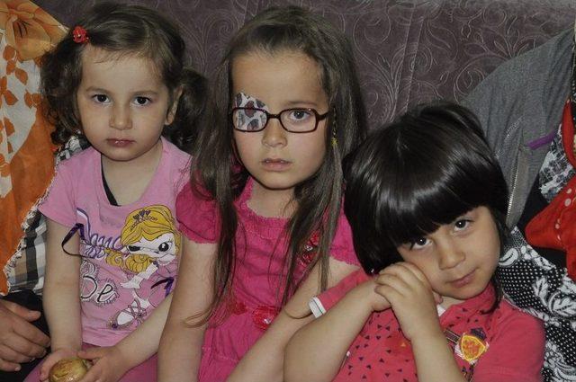 Görme Kaybı Yaşayan Torunları İçin Gözyaşı Döküyor 1