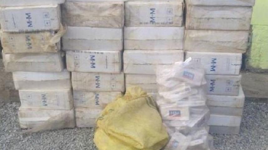 Başkale'de Ka&ccedil;ak Sigara Operasyonu