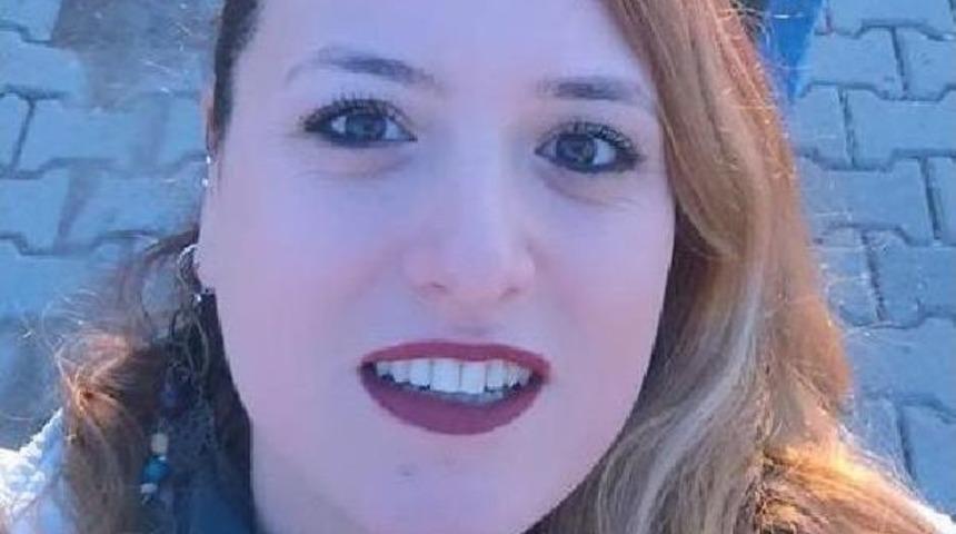 Boşandığı Eşini Başına &Ccedil;ekiple Vurarak &Ouml;ld&uuml;rd&uuml;