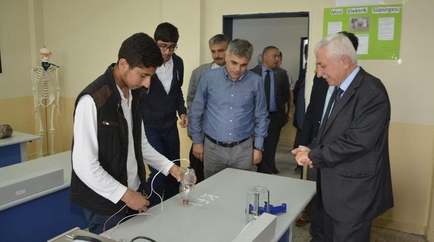 K&ouml;rfezli &Ouml;ğrenciler 3d Yazıcı &Uuml;retti