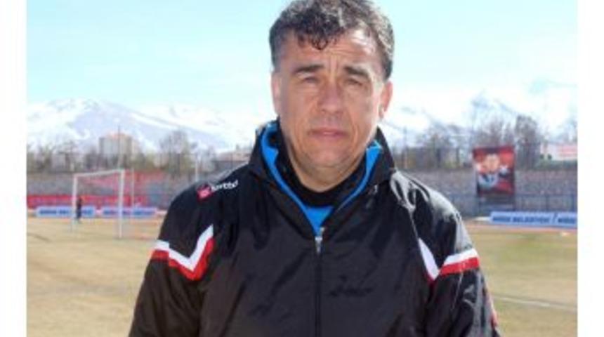 Niğde Belediyespor, Teknik Direkt&ouml;r Eser Kardeşler İle Yollarını Ayırdı