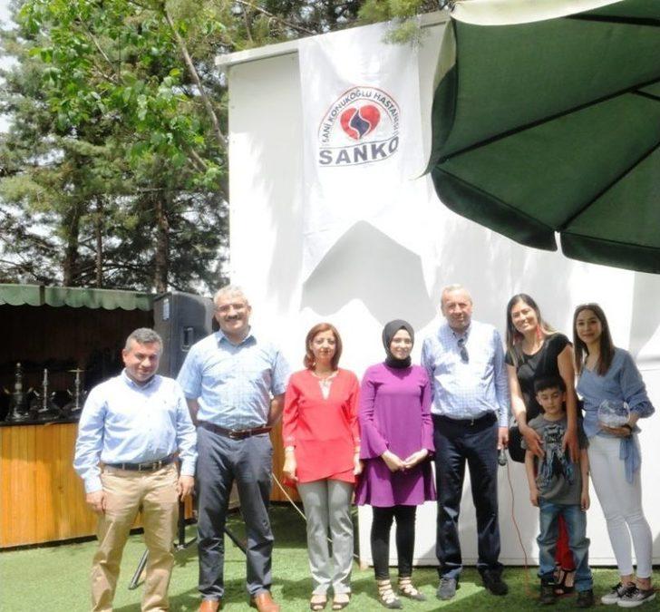 Hemşireler Kahvaltıda Bir Araya Geldi G1