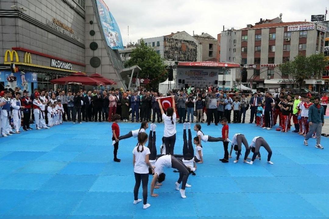 Gaziosmanpaşa Meydanı Spor Salonuna D&ouml;n&uuml;şt&uuml;